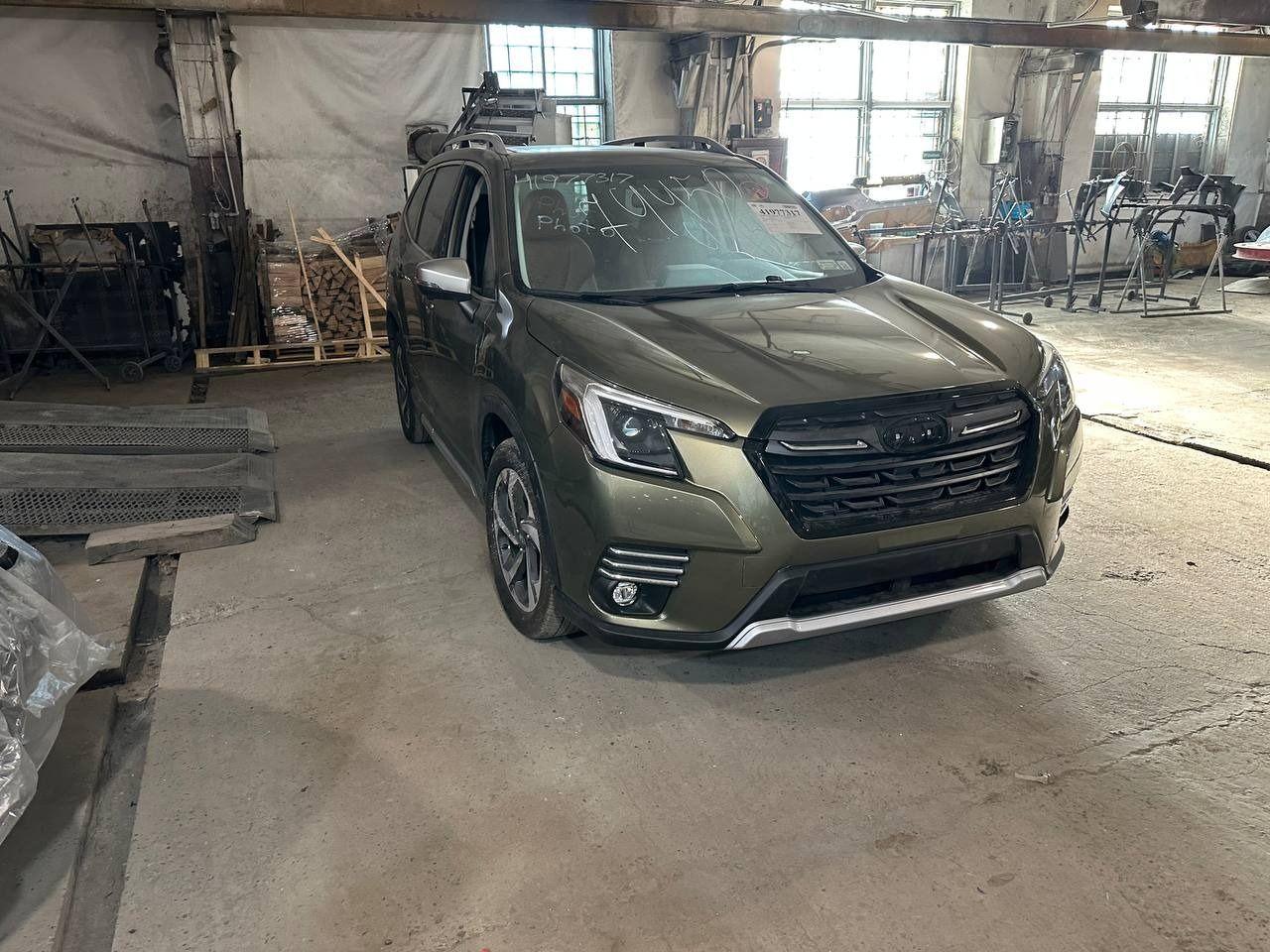 Найкращі кросовери 2026 року: який вибрати для сім'ї в Україні