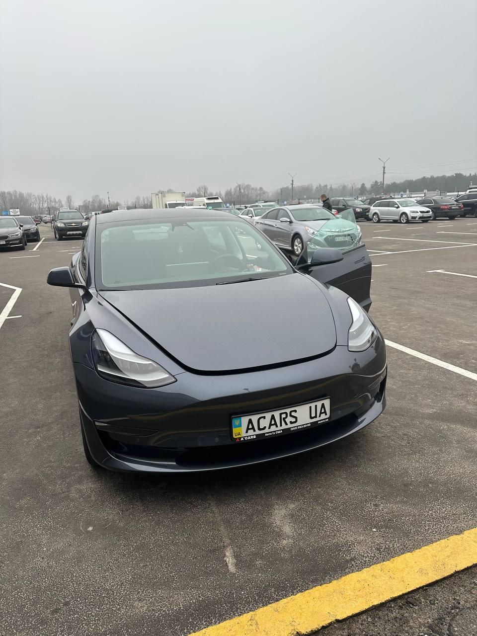 Tesla Model 3, 2022